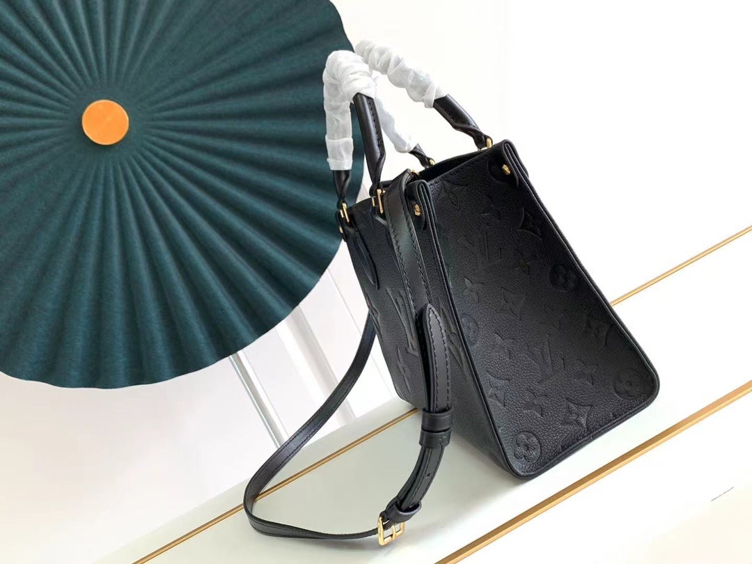 Onthego PM 25 Black Monogram Empreinte Giant Canvas