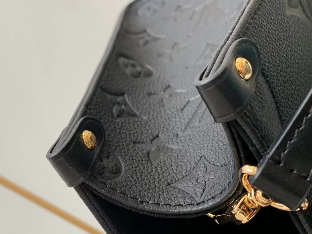 Onthego PM 25 Black Monogram Empreinte Giant Canvas