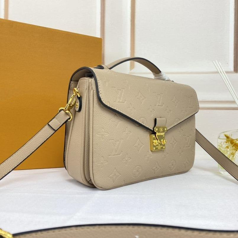 Pochette Metis 25CM Beige