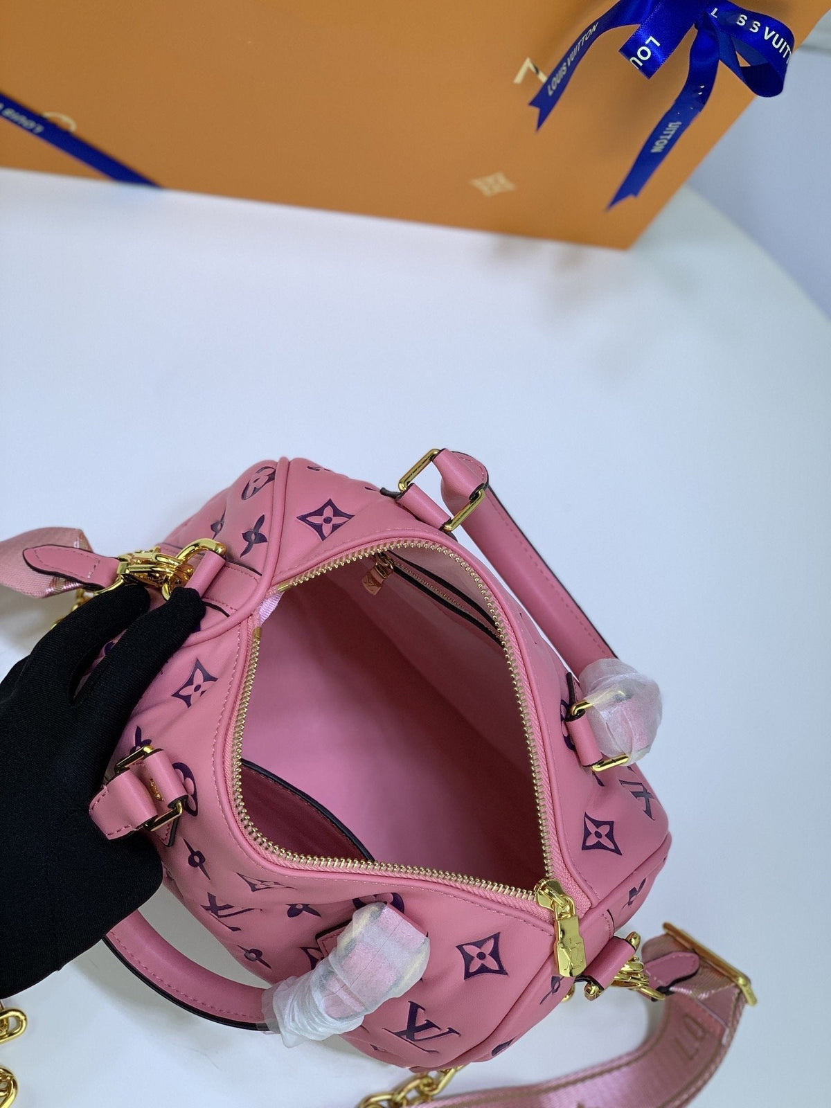 Speedy 22 Pink Black Monogram Embossed Lambskin