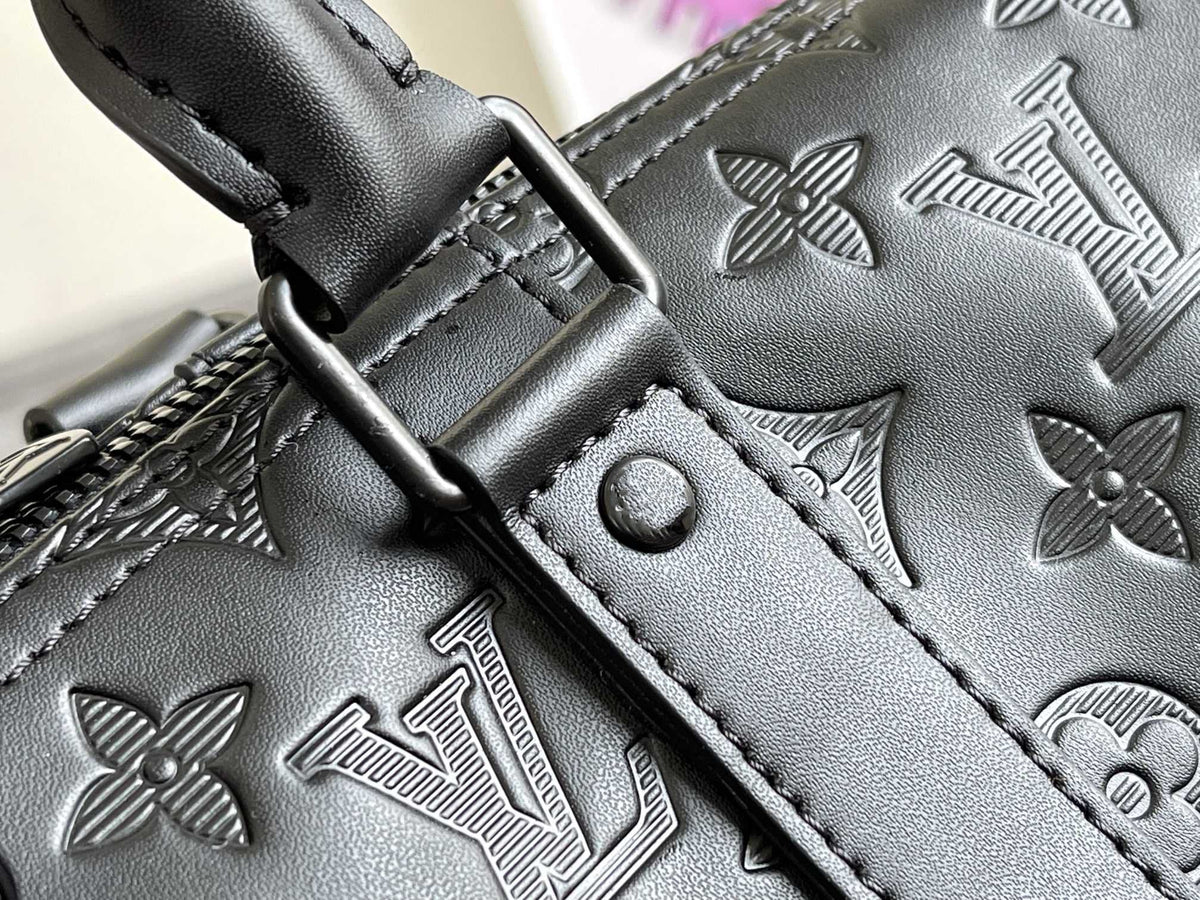 Keepall 50 Bandoulière Black Empreinte Leather