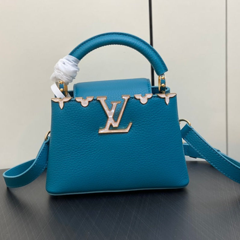 Capucines Mini 21 Blue Taurillon Gold Hardware