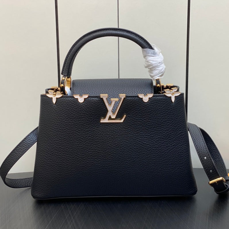 Capucines MM 31 Black Taurillon Gold Hardware