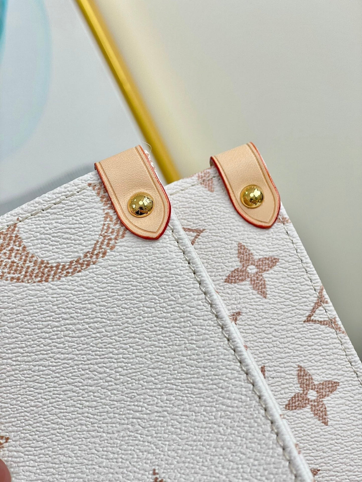 Onthego 35 White Brown Monogram Canvas