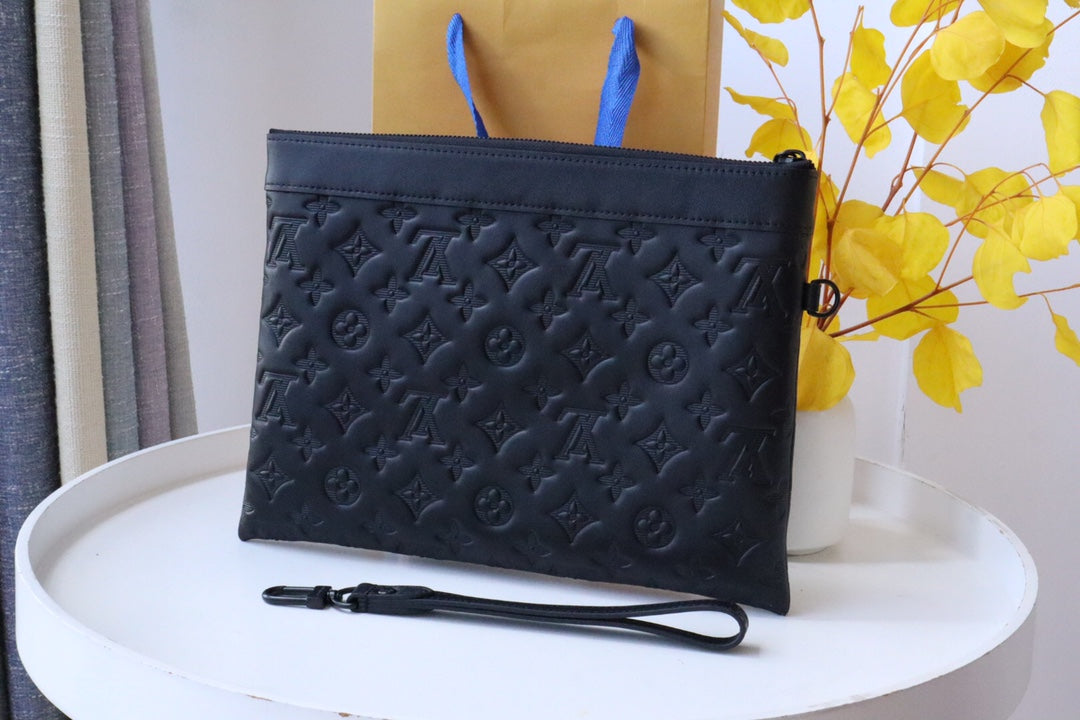 Pochette to Go 30 Monogram Shadow