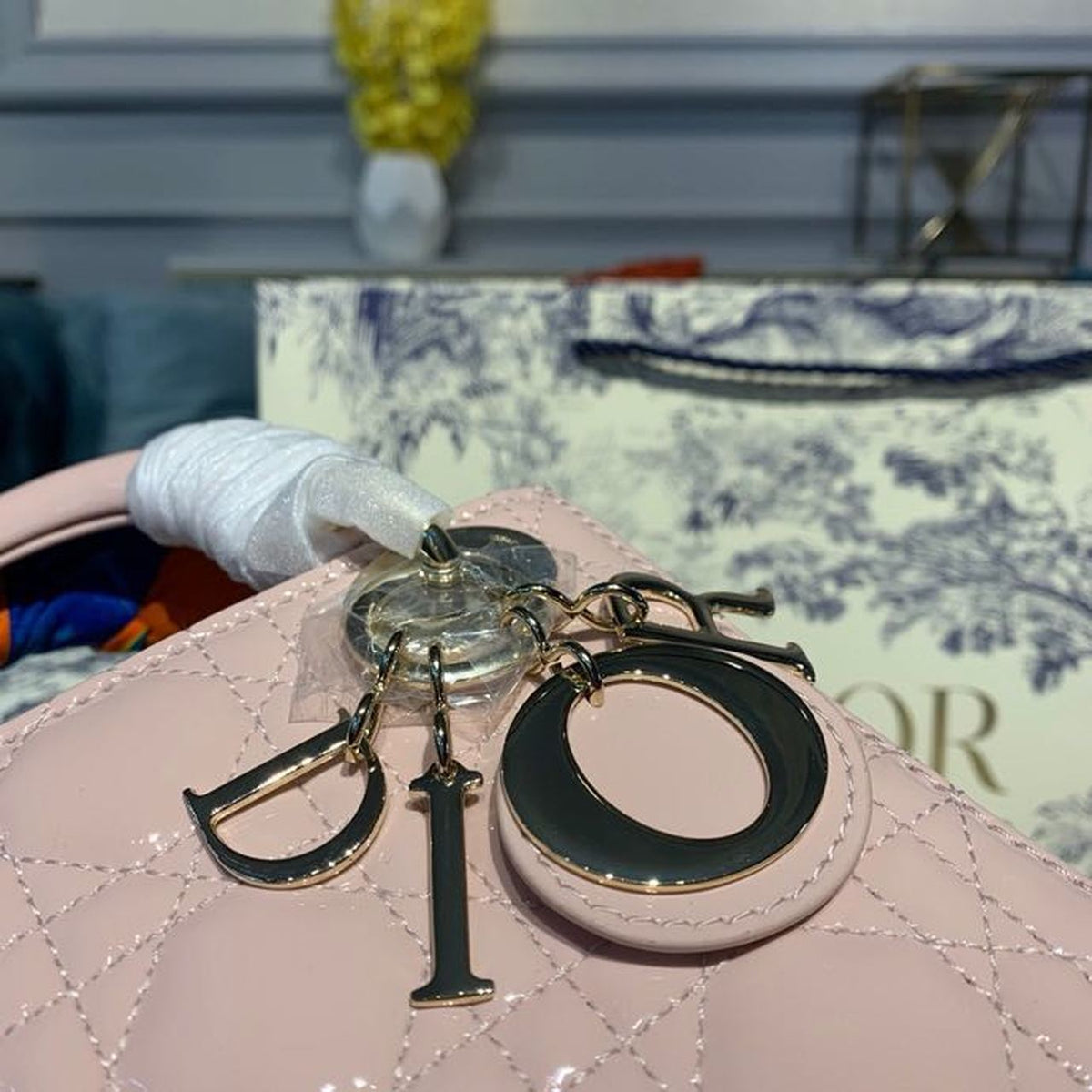 Christian Dior Mini Lady Dior Bag 18cm with Chain Gold Hardware Patent Leather Spring/Summer Collection, Light Pink –…