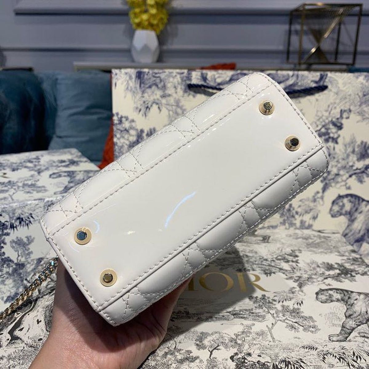 Christian Dior Mini Lady Dior Bag 18cm with Chain Gold Hardware Patent Leather Spring/Summer Collection, White – product…