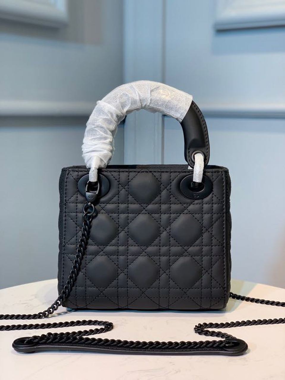 Christian Dior Mini Lady Dior Bag 18cm with Chain Matte Hardware Lambskin Leather Spring/Summer Collection, Black – product…