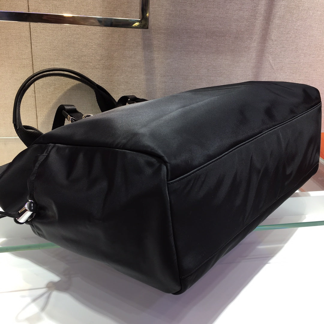 Shopping Bag 40 in Black Nylon Fabric