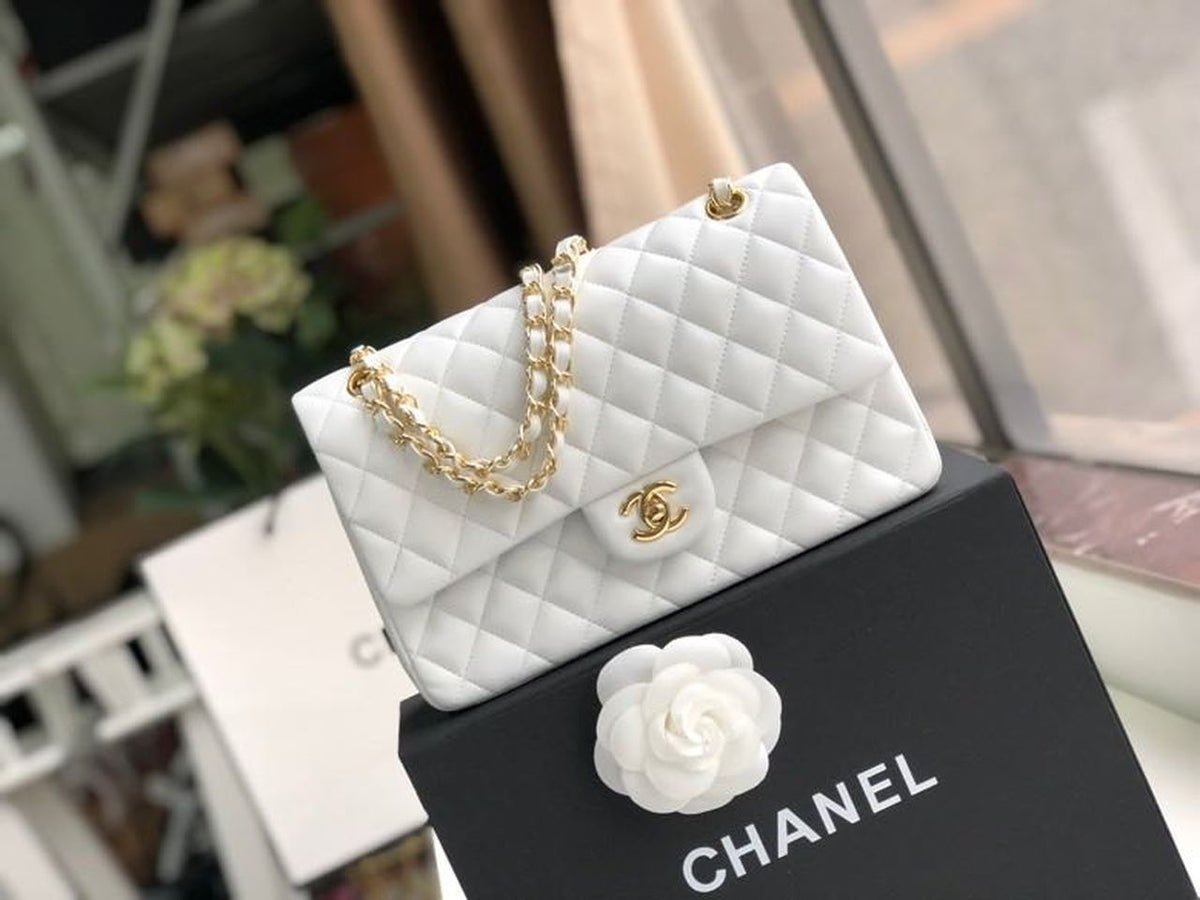 Chanel Classic Flap Bag 25cm Gold Hardware Lambskin Leather Spring/Summer Collection White – product image 2