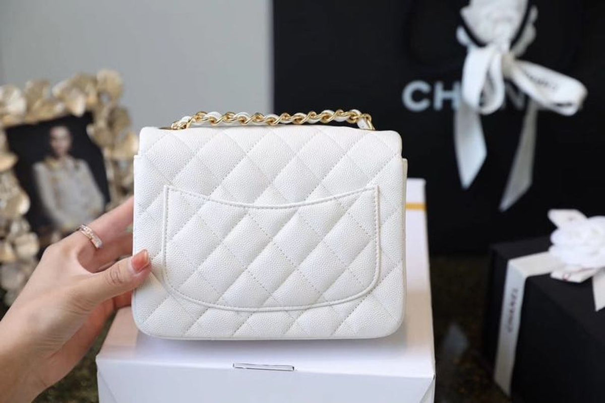 Chanel Classic Mini Flap Bag 17cm Gold Hardware Caviar Leather Spring/Summer Collection White – product image 6