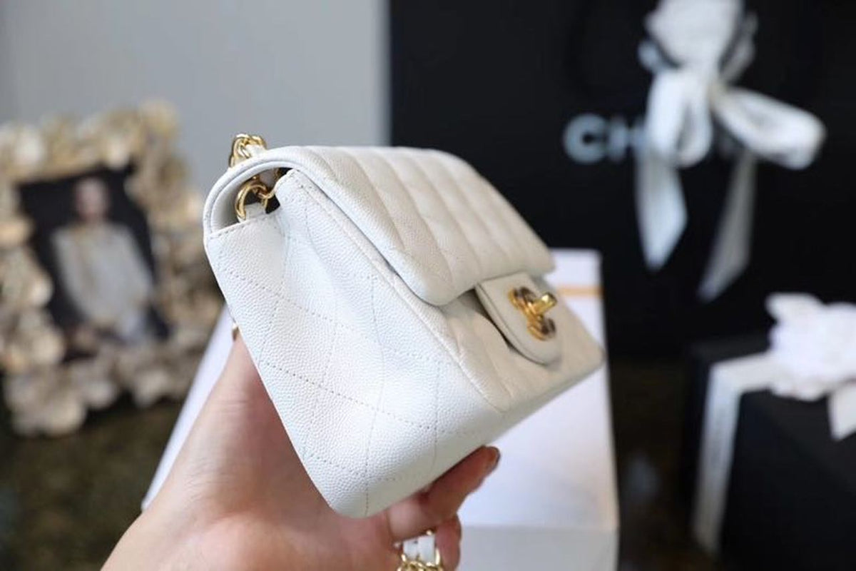 Chanel Classic Mini Flap Bag 17cm Gold Hardware Caviar Leather Spring/Summer Collection White – product image 8