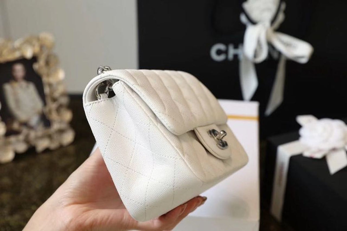 Chanel Classic Mini Flap Bag 17cm Silver Hardware Caviar Leather Spring/Summer Collection White – product image 4