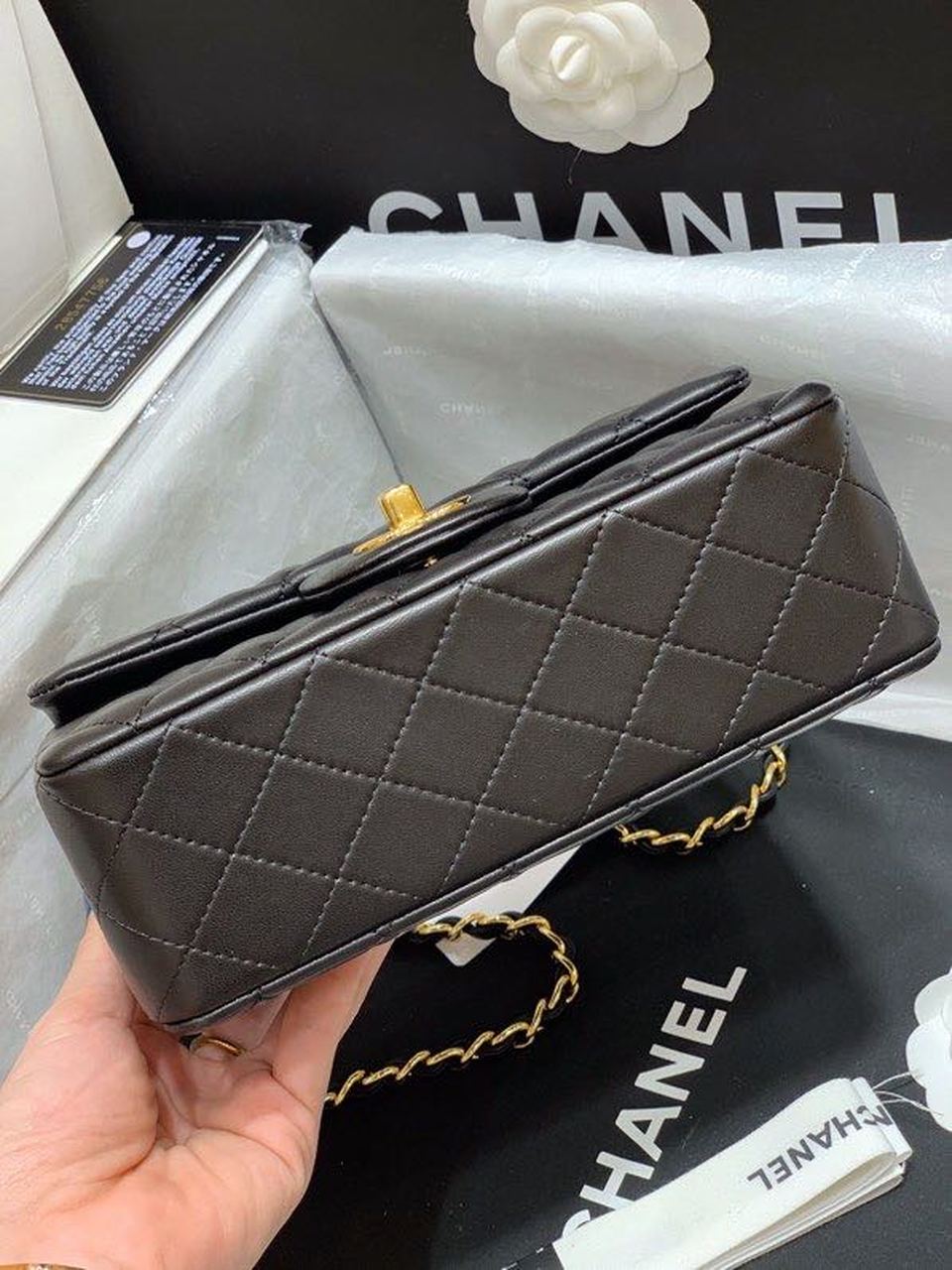 Chanel Classic Flap Bag 20cm Gold Hardware Lambskin Leather Spring/Summer Collection Black – product image 9