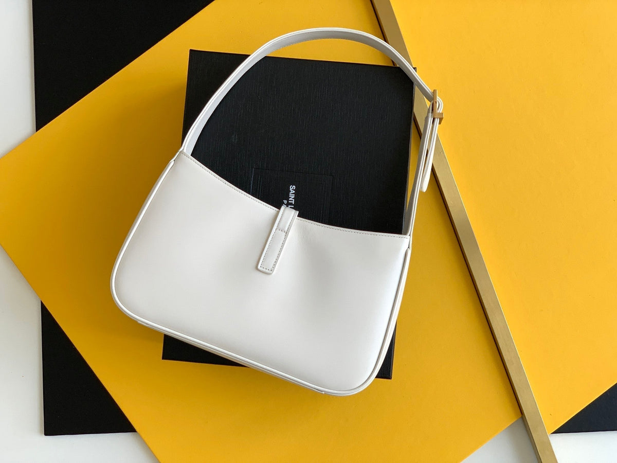 Saint Laurent LE5A7 Hobo Bag 25cm – product image 2
