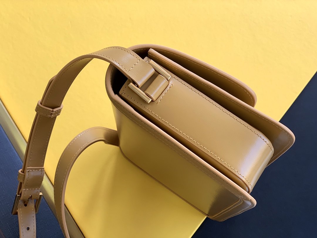 Saint Laurent Solferino Medium Satchel With Gold Hardware 23cm – product image 2