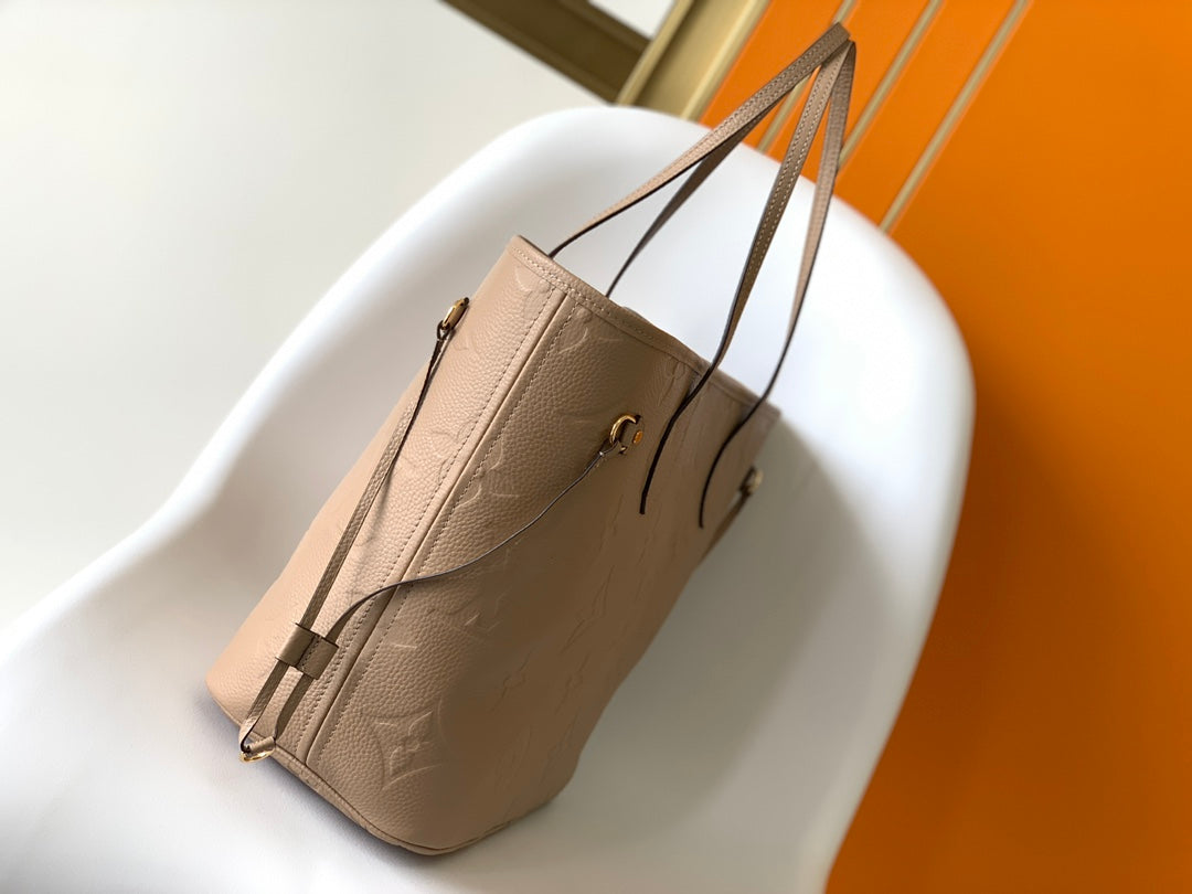 Neverfull MM 32 Beige Monogram Empreinte Leather