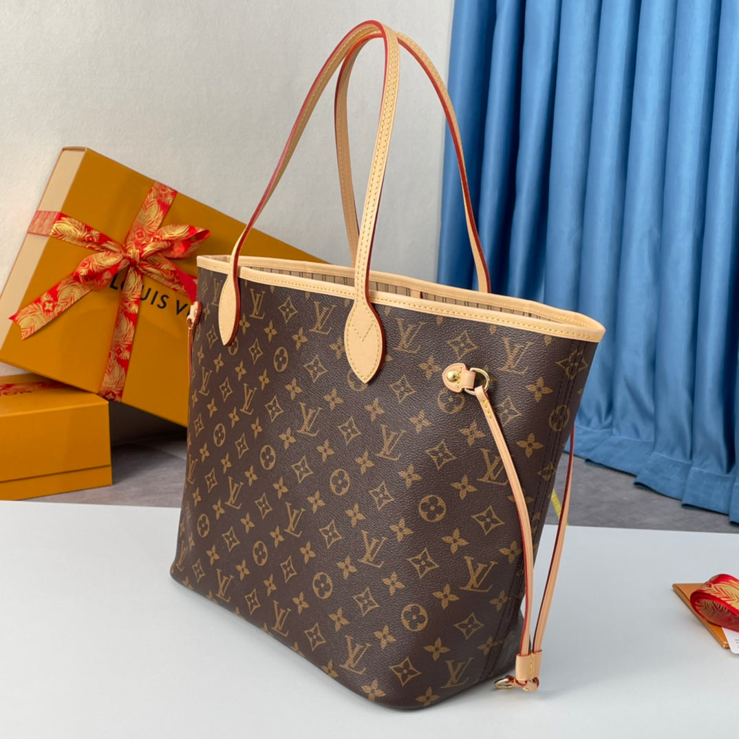 Neverfull MM 32 Brown Beige Monogram Canvas