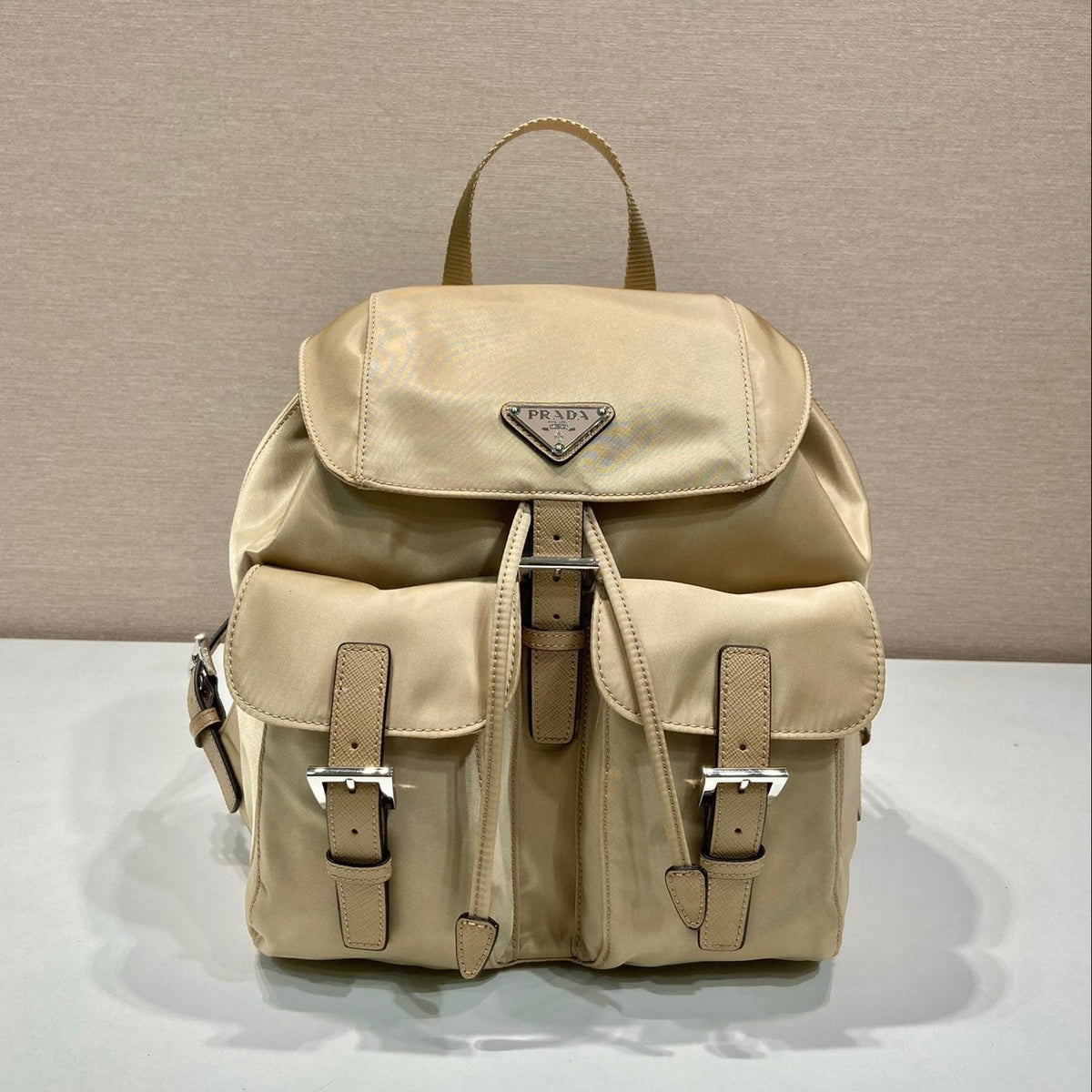 Small Backpack 28 in Shoelace Beige Parachute Fabric