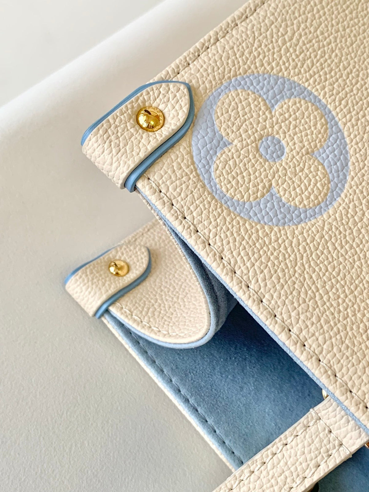 Onthego MM 35CM Cream Blue