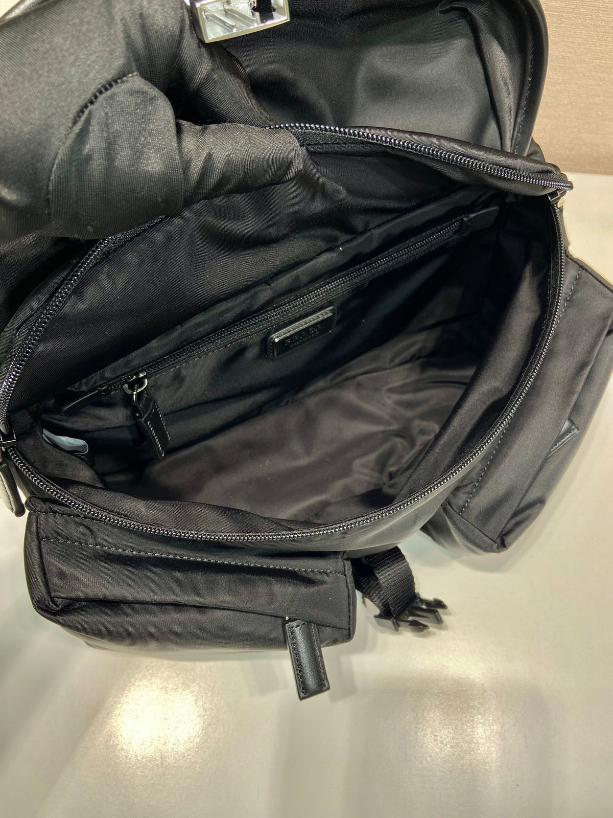 Belt Bag 27 in Black Re-nylon