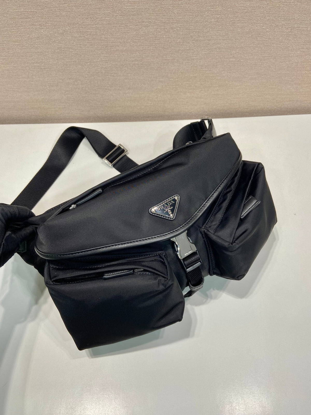 Belt Bag 27 in Black Re-nylon