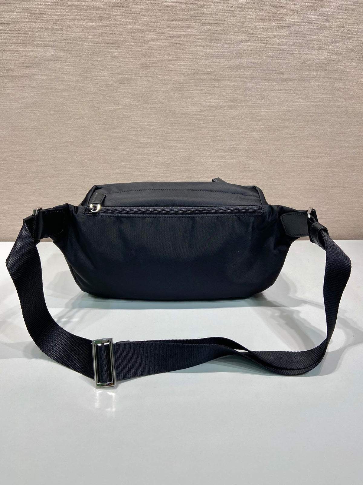 Belt Bag 27 in Black Re-nylon