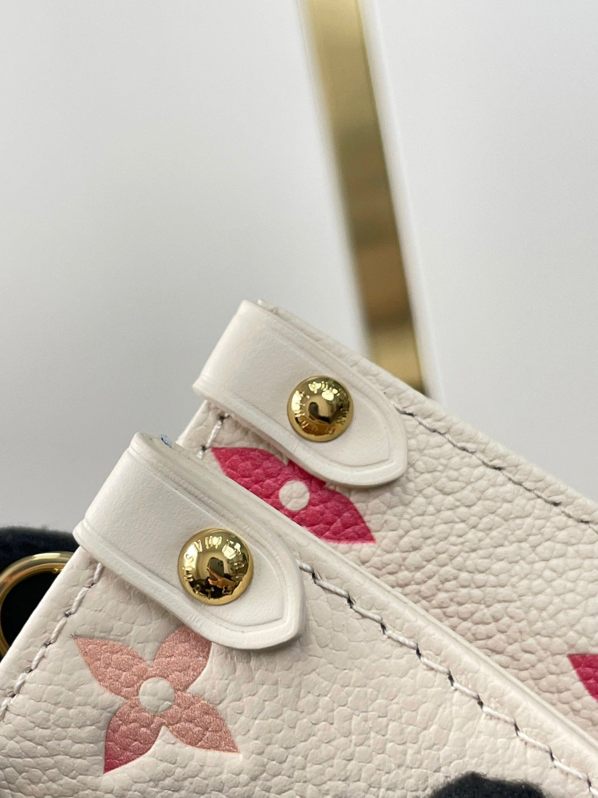 Onthego BB 18 in Sunrise Aquarelle Monogram Empreinte Leather