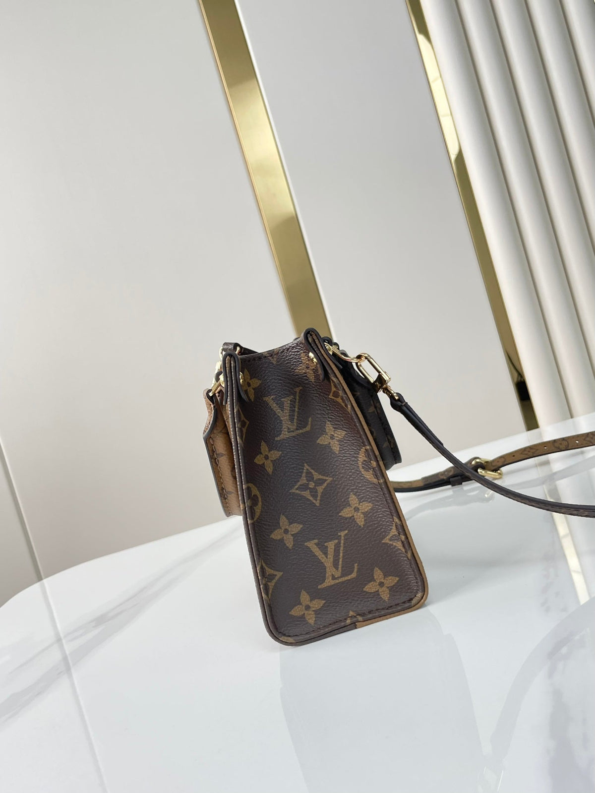 Onthego BB 18 in Brown Monogram and Monogram Reverse Canvas