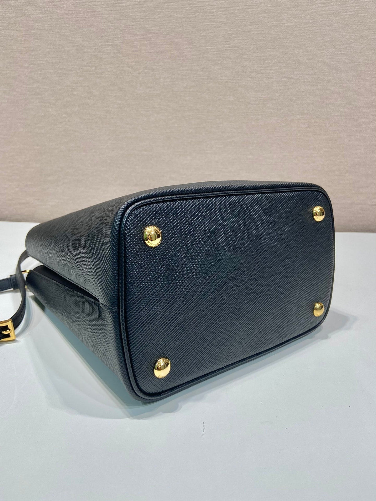 Bucket Bag 23 in Black Saffiano Leather