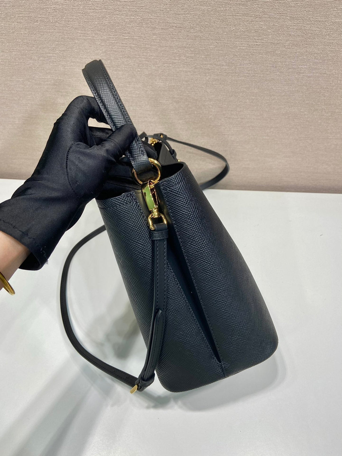 Bucket Bag 23 in Black Saffiano Leather