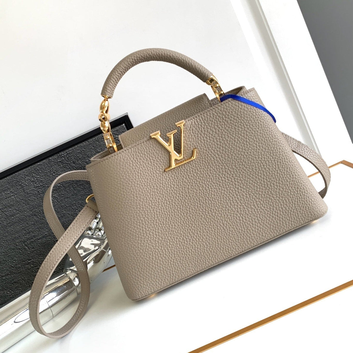 Capucines BB 27 in Khaki Brown Taurillon Gold Hardware