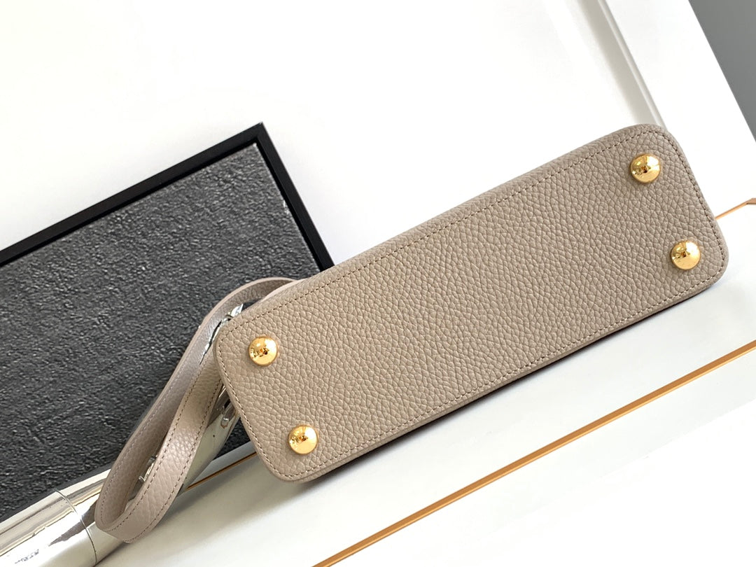 Capucines BB 27 in Khaki Brown Taurillon Gold Hardware