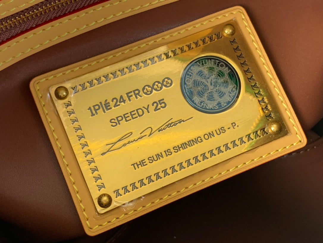 Speedy P9 Bandoulière 25 in Emerald Green Monogram Calfskin