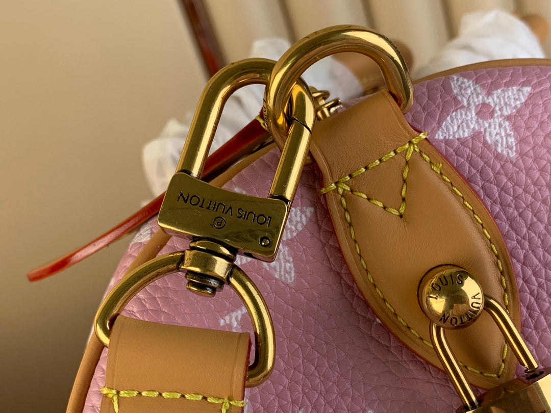 Speedy P9 Bandoulière 40 in Flamingo Pink Monogram Calfskin