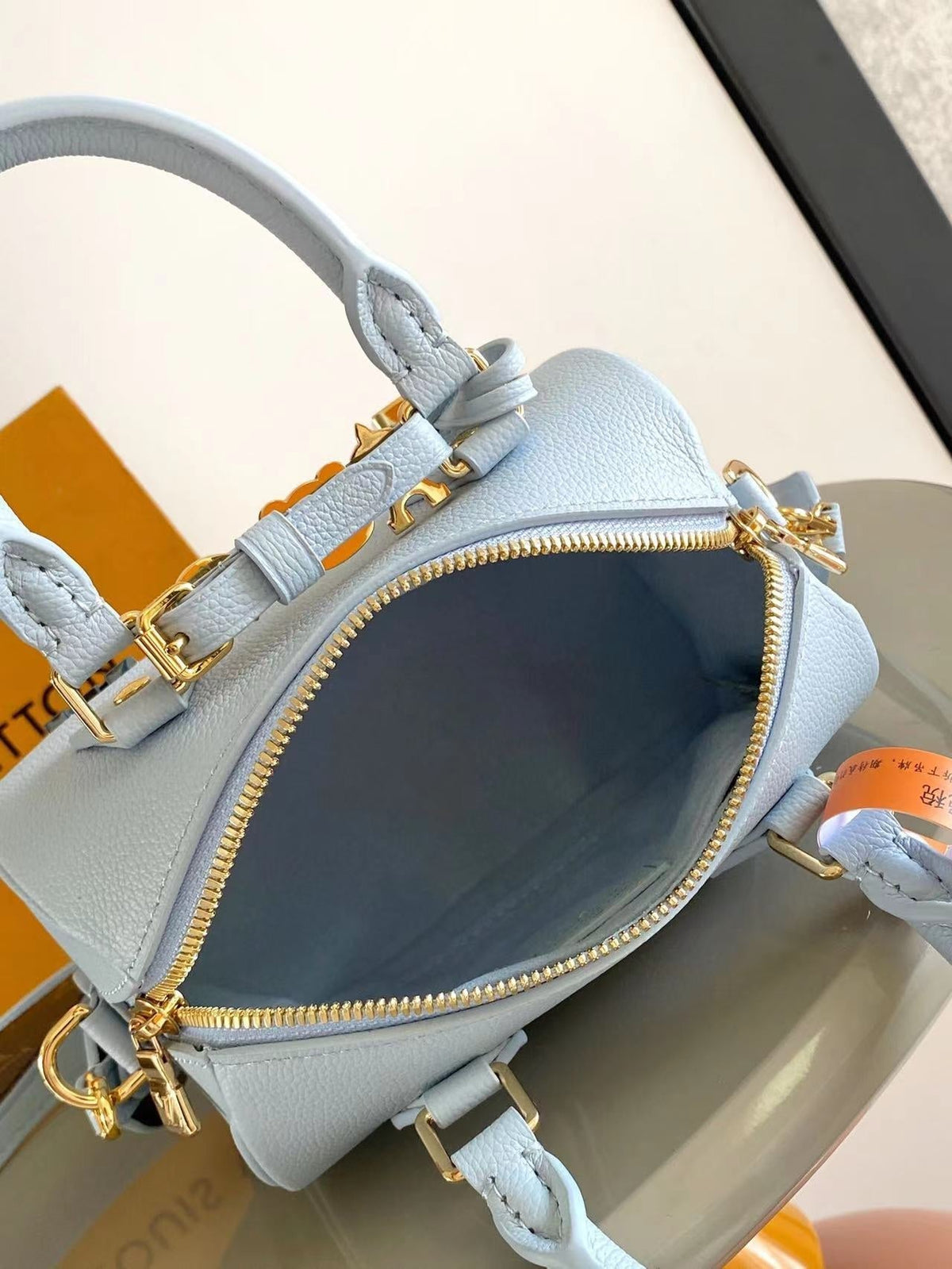 Speedy Bandoulière 18 in Blue Hour Calfskin