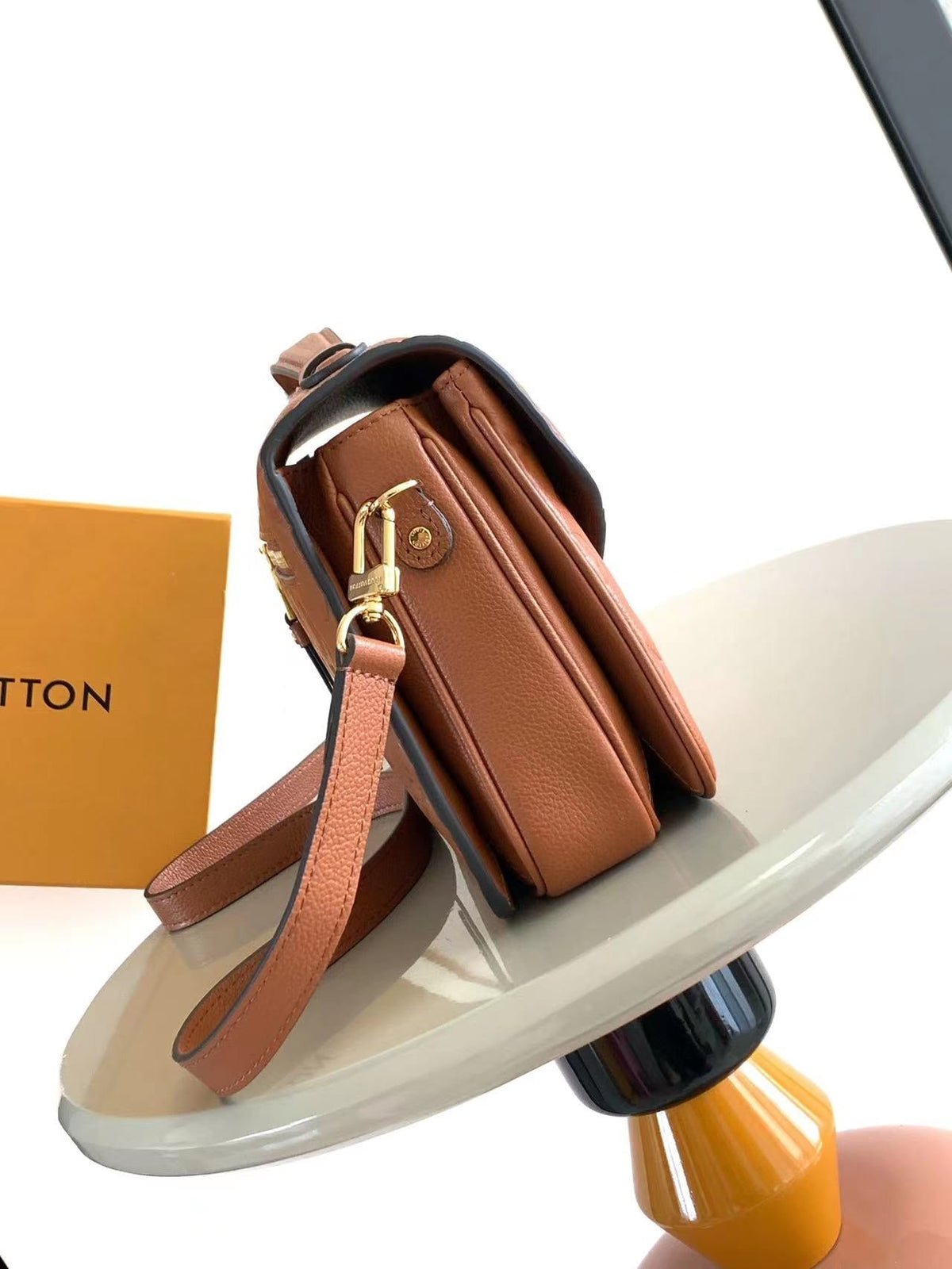 Pochette Métis 25 in Cognac Monogram Empreinte Leather Gold Hardware