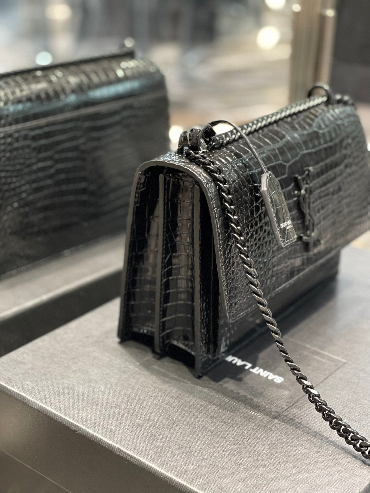 Saint Laurent Sunset Medium Chain Bag 22cm – product image 3