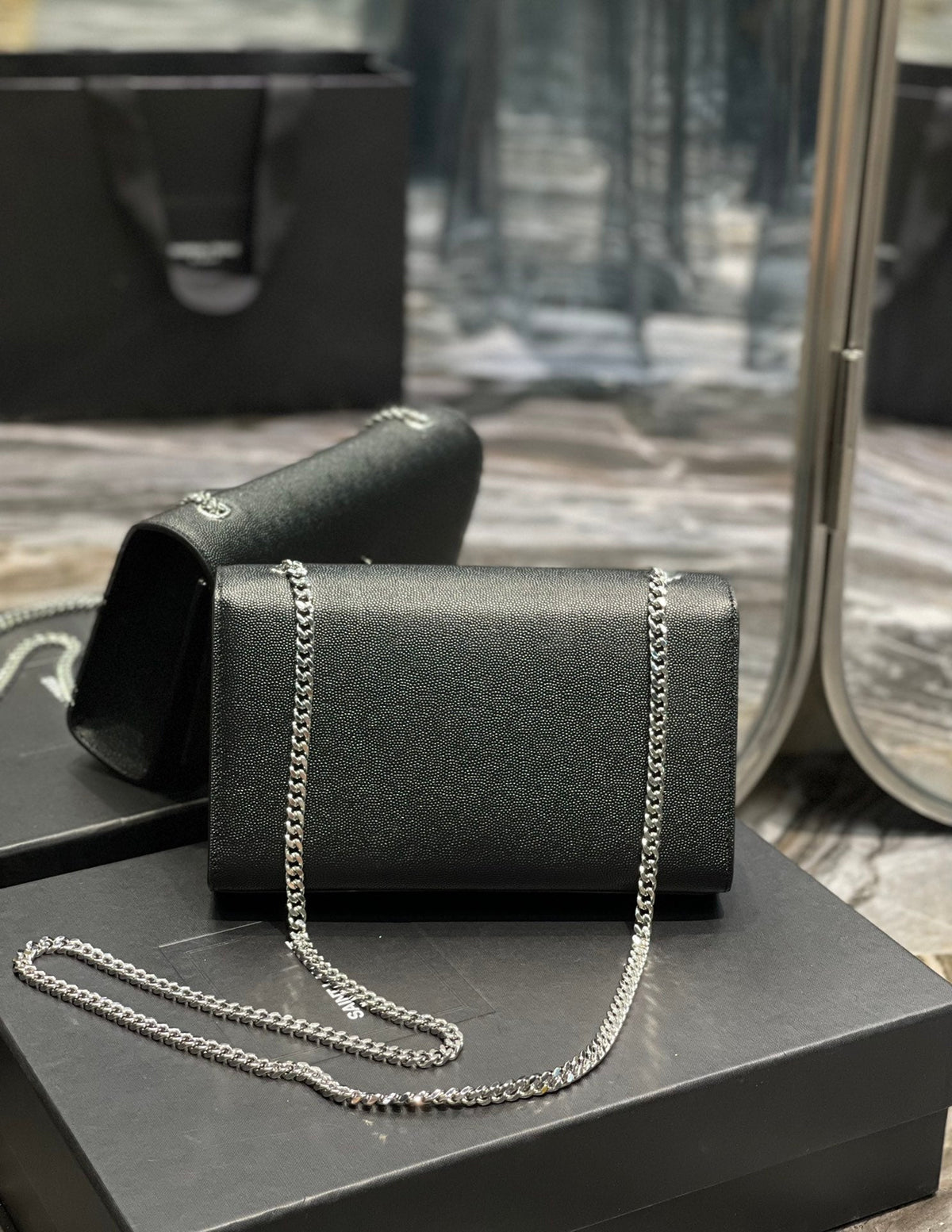 Saint Laurent Kata Medium Chain Bag With Tassel 24cm – product image 4
