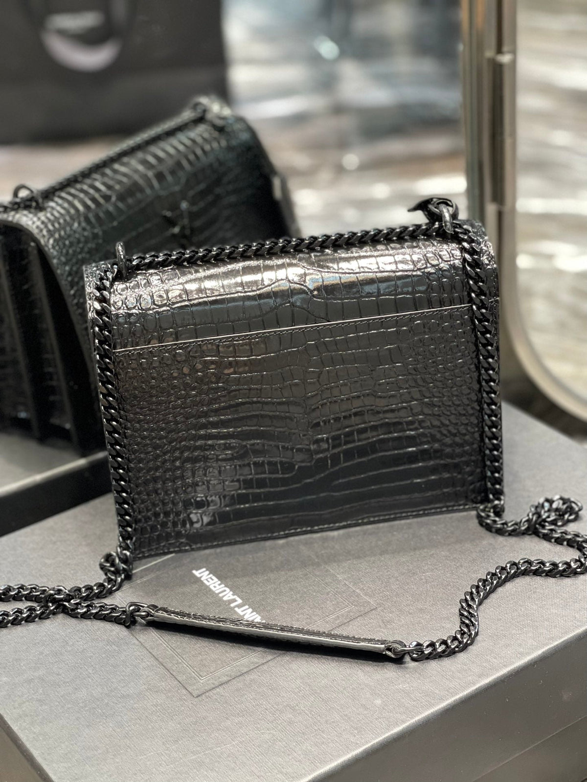 Saint Laurent Sunset Medium Chain Bag 22cm – product image 4