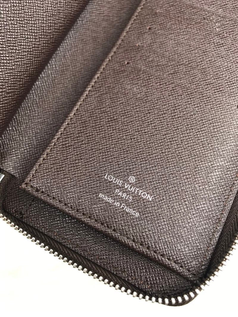 Louis Vuitton Zippy Vertical Wallet 20cm – product image 2