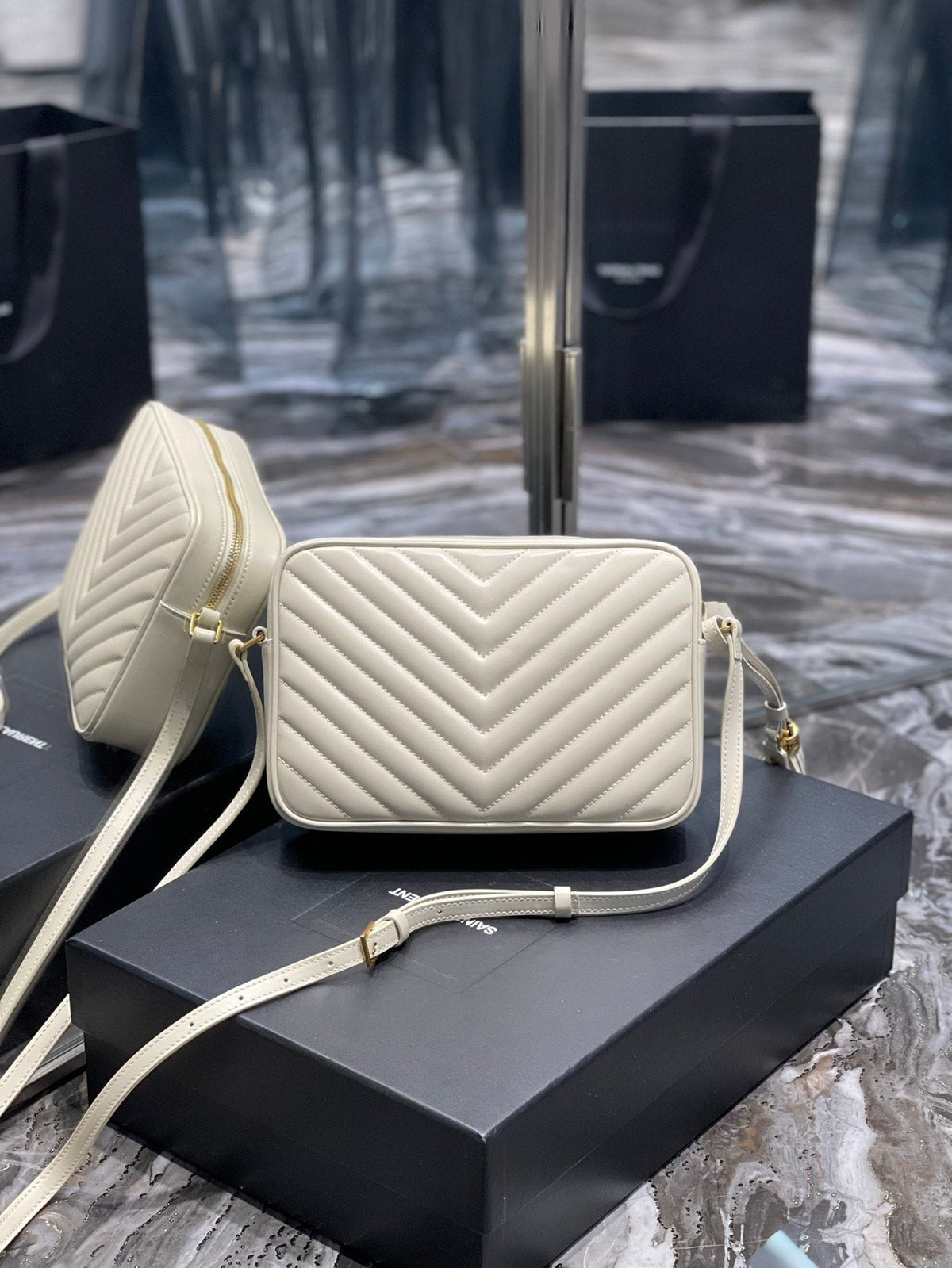 Saint Laurent Lou Camera Bag With Gold Hardware 23cm – product image 5