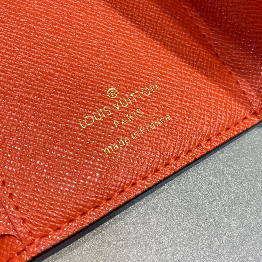 Luxury Leather Wallet for Men & Women | Premium Card Holder