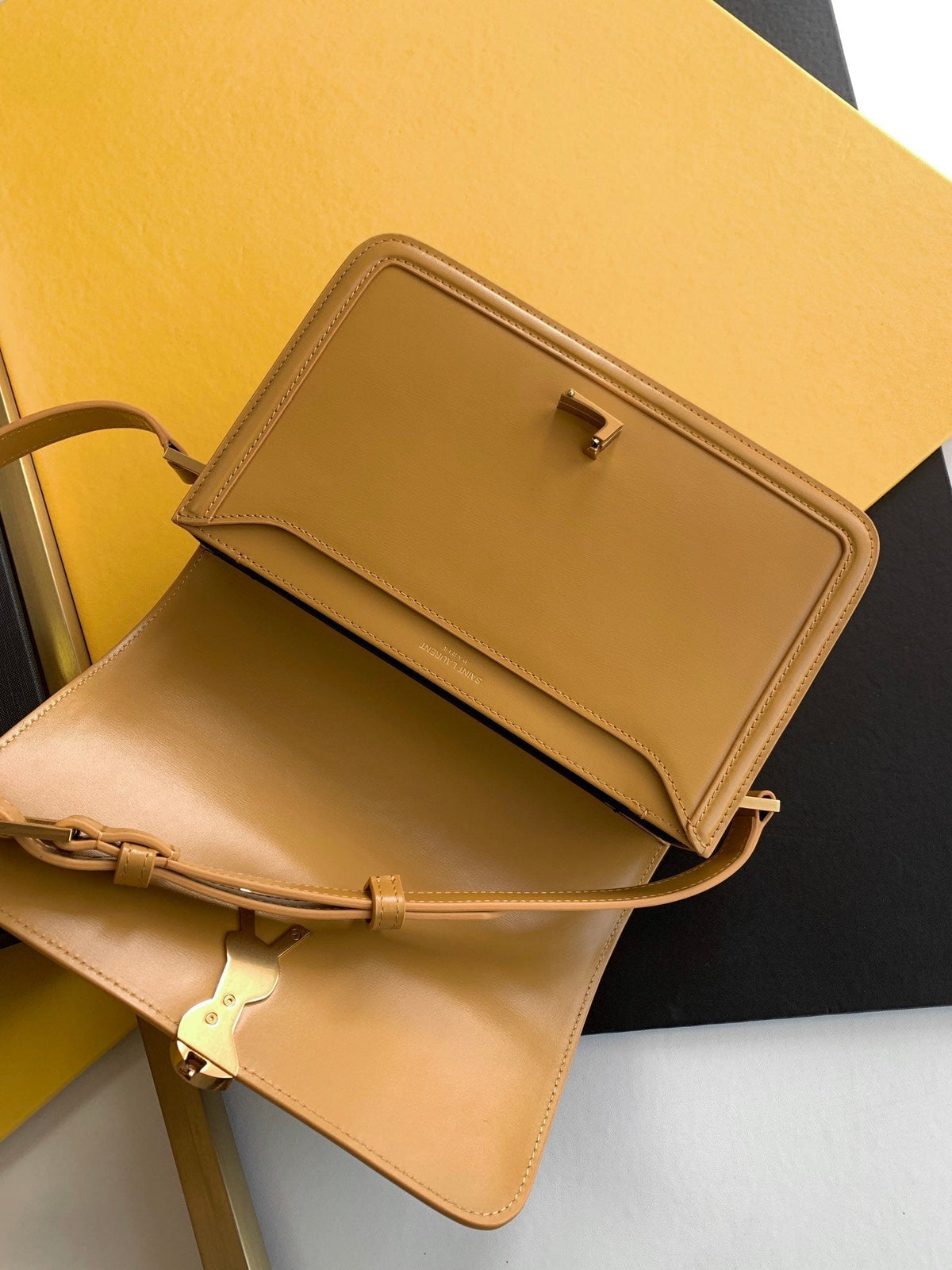 Saint Laurent Solferino Medium Satchel With Gold Hardware 23cm – product image 6