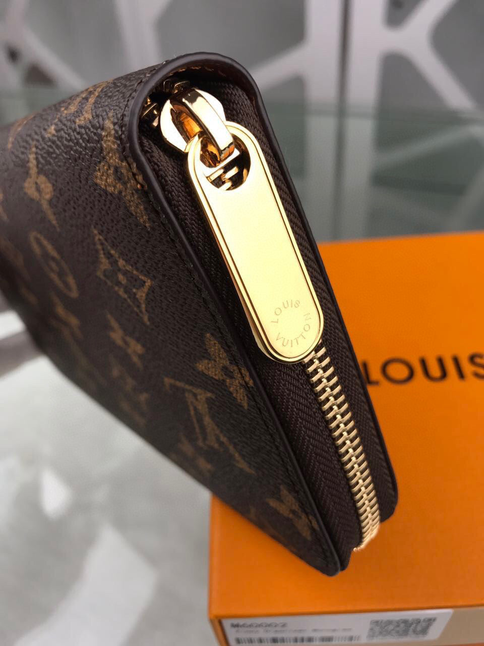 Louis Vuitton Zippy Vertical Wallet 20cm – product image 8