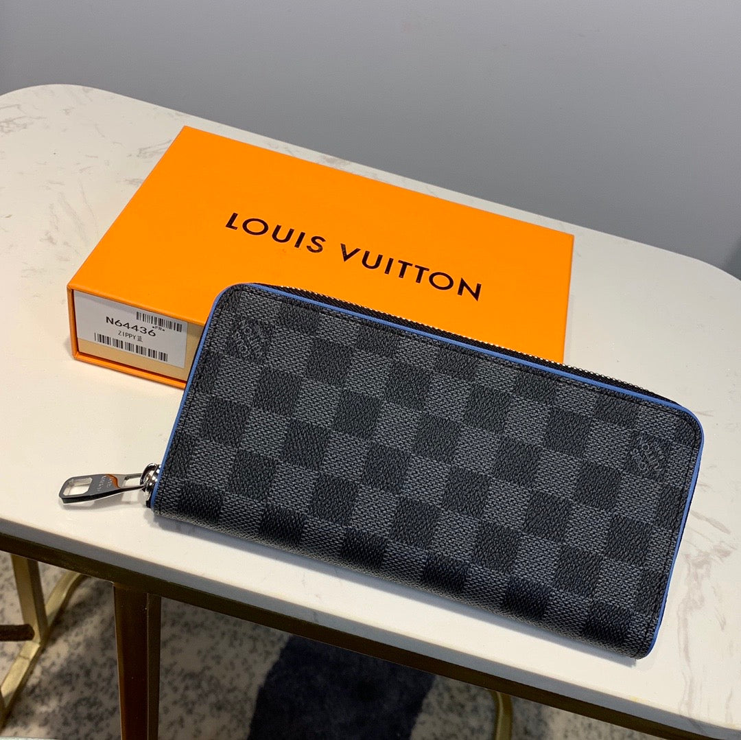 Louis Vuitton Zippy Vertical Wallet 20cm – product image 1