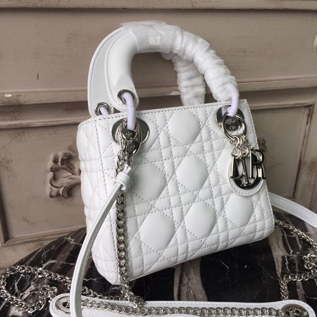 Christian Dior Mini Lady Dior Bag 18cm with Chain Silver Hardware Lambskin Leather Spring/Summer Collection, White – product…