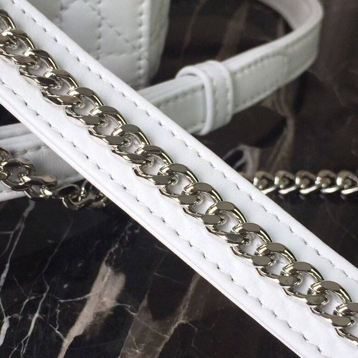 Christian Dior Mini Lady Dior Bag 18cm with Chain Silver Hardware Lambskin Leather Spring/Summer Collection, White – product…