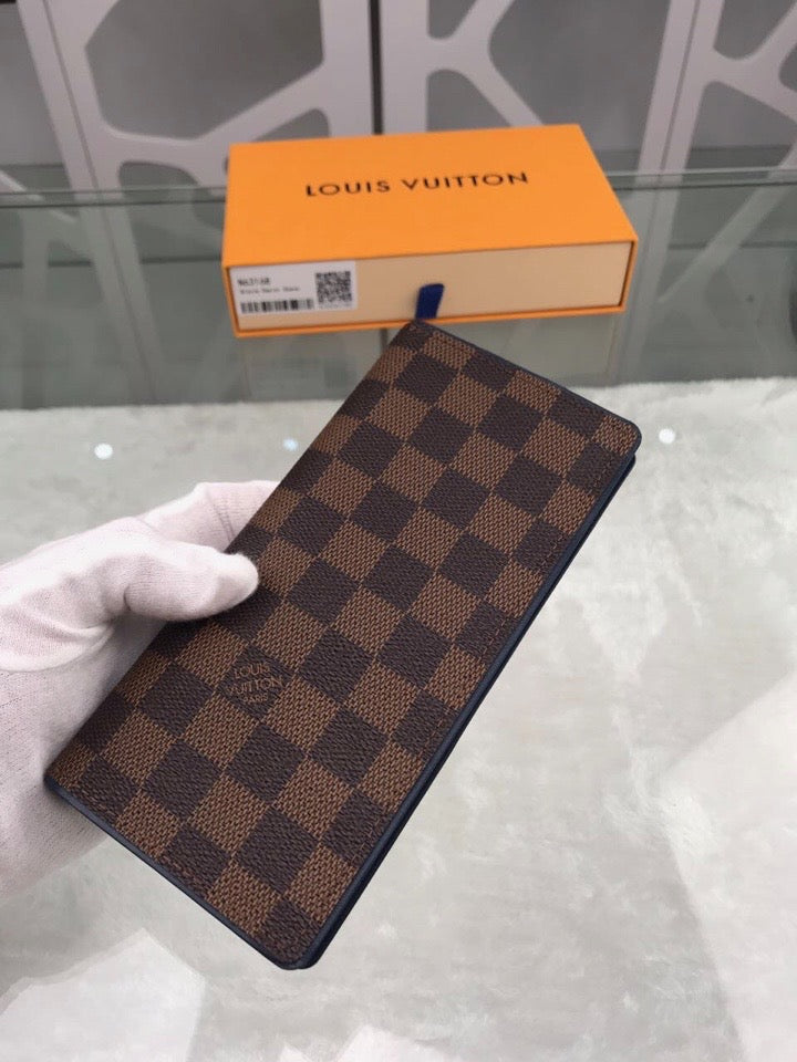 Louis Vuitton Portefeuille Brazza Long Wallet 20cm – product image 7