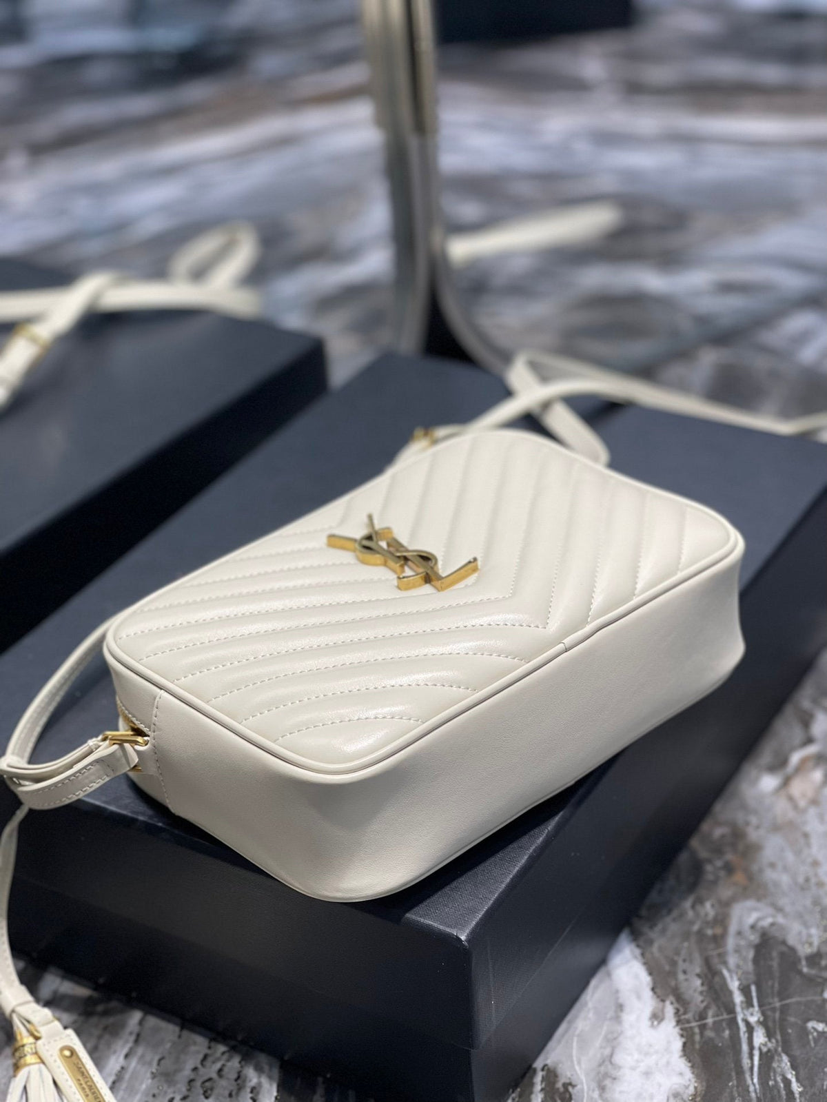 Saint Laurent Lou Camera Bag With Gold Hardware 23cm – product image 8